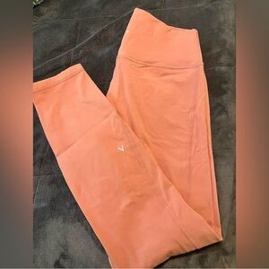 Woman’s Peachy Pink Leggings Size M